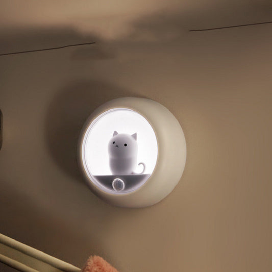 White night lamp with little cat 