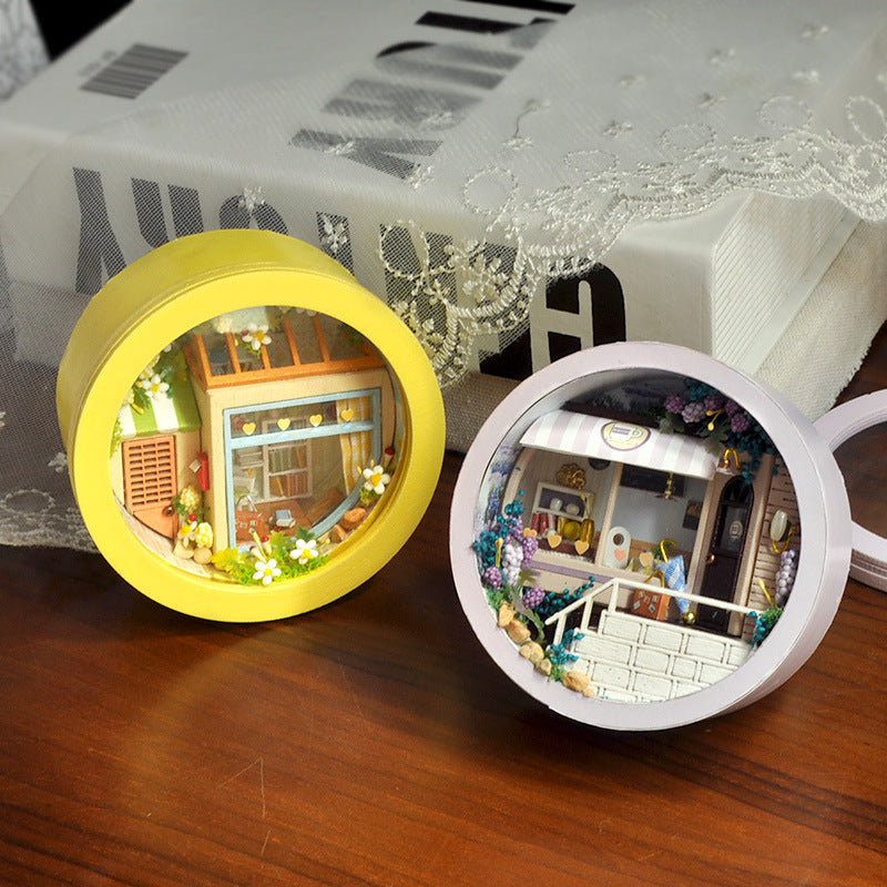 White and yellow  Assembling a Small House Model Creative Handmade Toy
